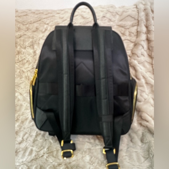 Lux & Nyx THE ZOE 15” LAPTOP BACKPACK black with gold hardware - Picture 9 of 15